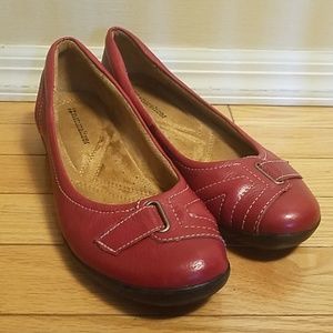 {Naturalizer} Red leather wedges
